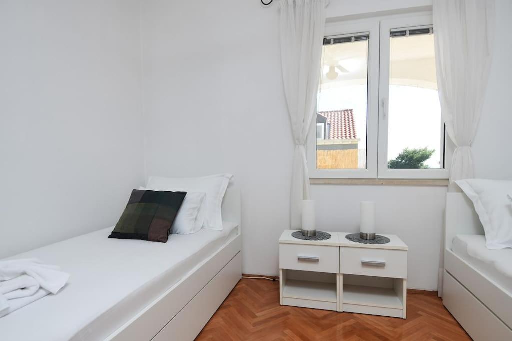 Wave N' Sea Apartment With A Private Pool Dubrovnik Exterior foto